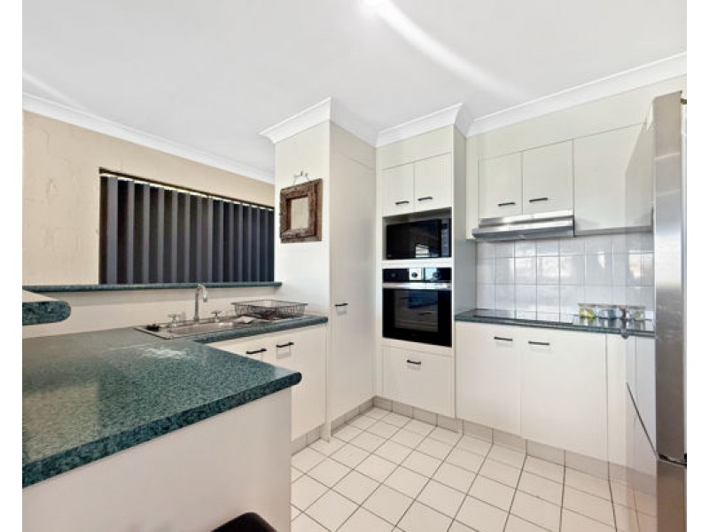 10/18 Garrick Street, Coolangatta QLD 4225