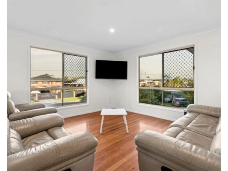 22 Sunset Boulevard, Tweed Heads West NSW 2485