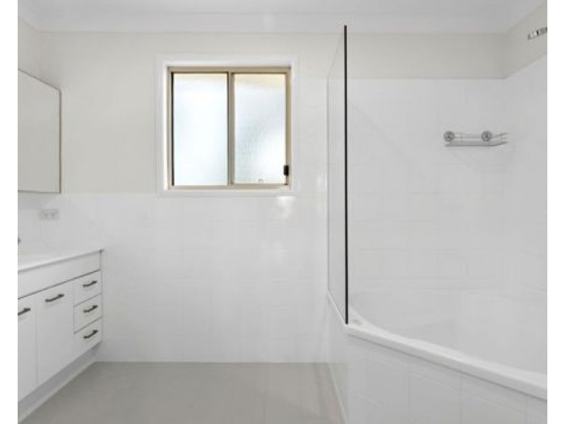 22 Sunset Boulevard, Tweed Heads West NSW 2485