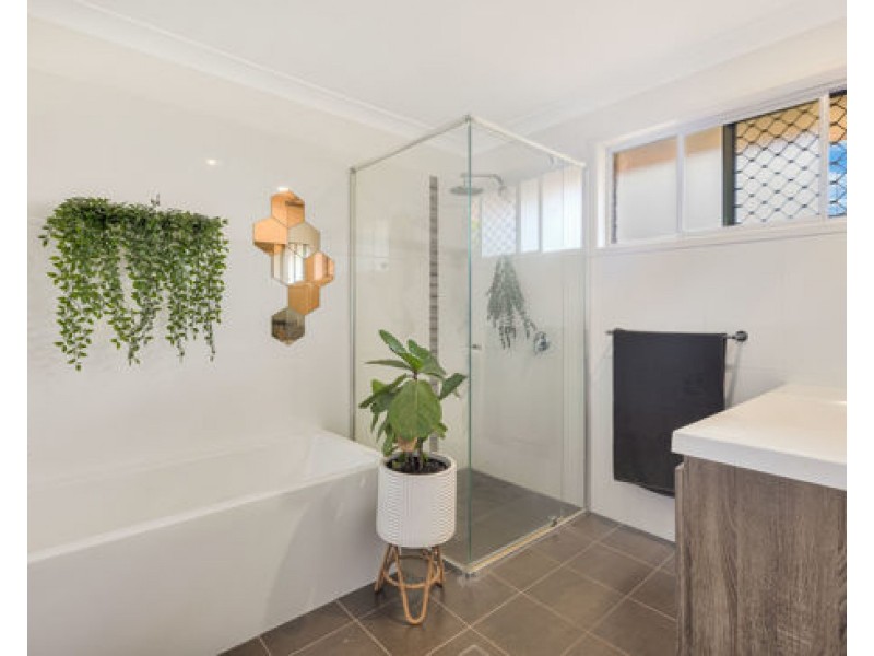 29 Blundell Boulevard, Tweed Heads South NSW 2486