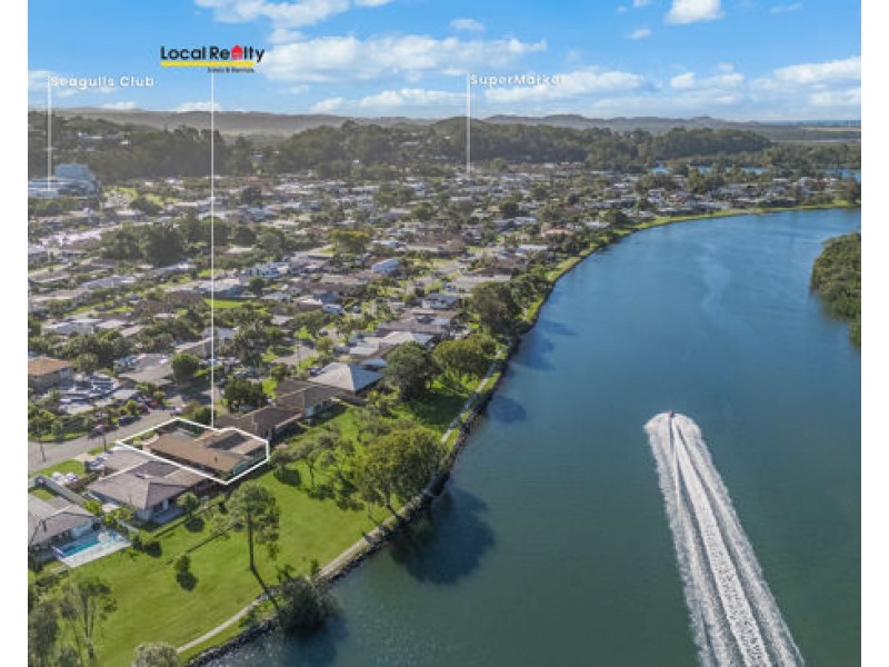 103 Sunset Boulevard, Tweed Heads West NSW 2485