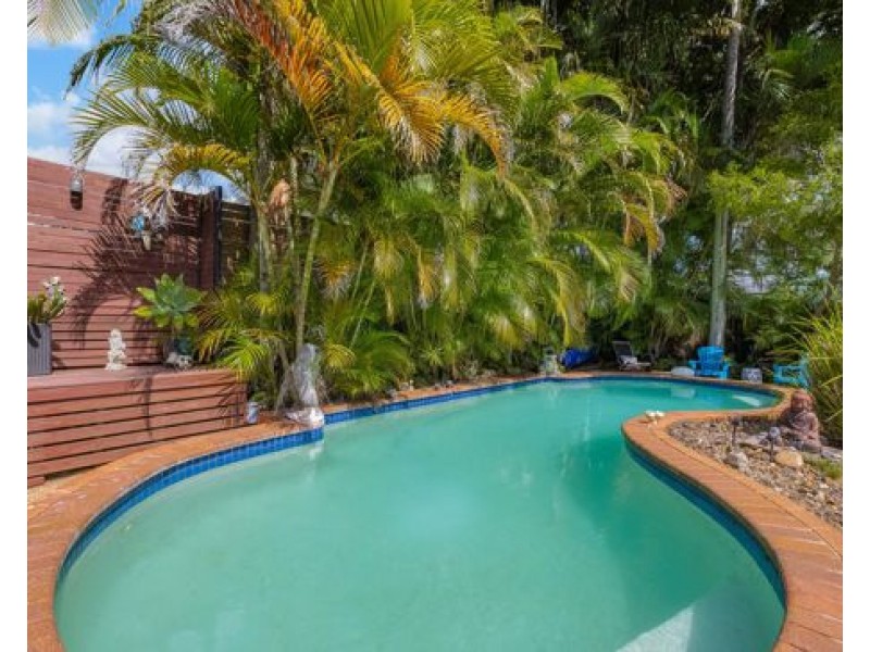 48 Sunset Boulevarde, Tweed Heads West NSW 2485