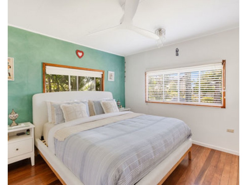 48 Sunset Boulevarde, Tweed Heads West NSW 2485