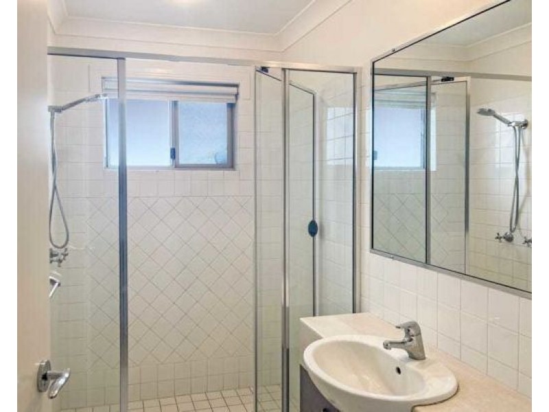 2/16 Singh Street, Tugun QLD 4224