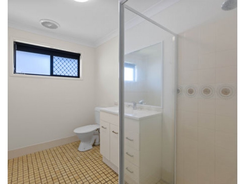 2/28 Lakes Drive, Tweed Heads West NSW 2485