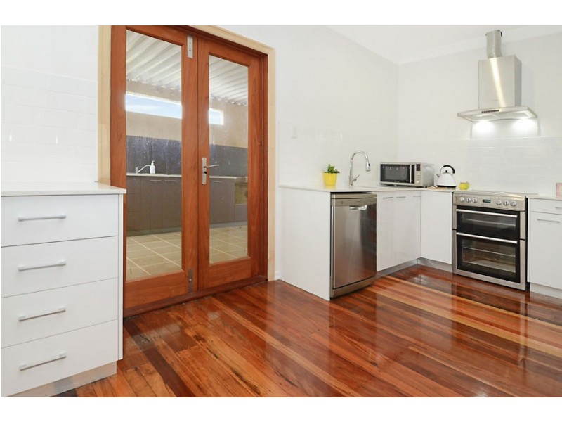 221 Stanley Road, Carina QLD 4152