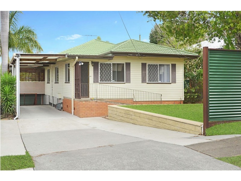 221 Stanley Road, Carina QLD 4152
