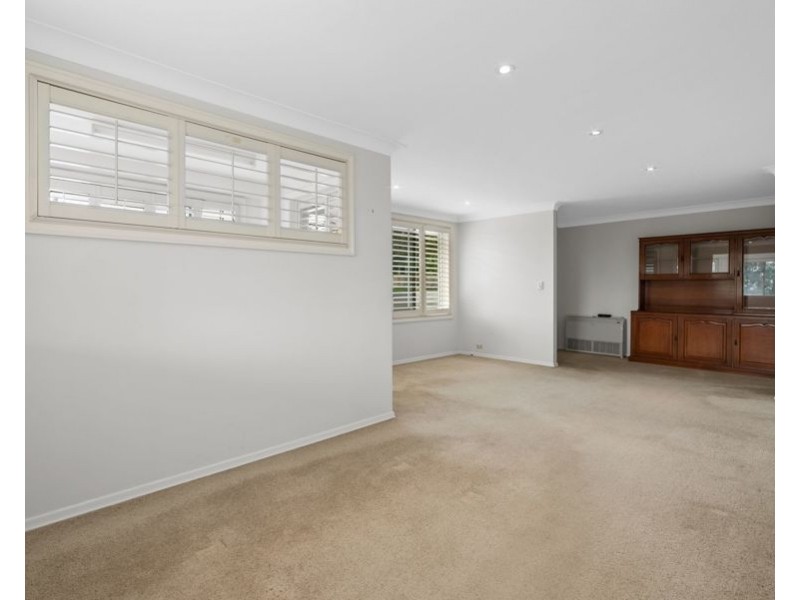 1 Wilbur St, Holland Park QLD 4121