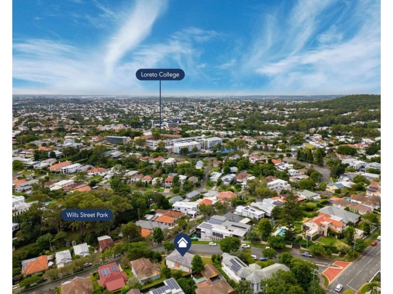 1 Wilbur St, Holland Park QLD 4121