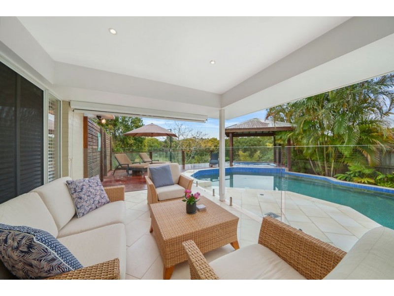 19 Turnberry Place, Carindale QLD 4152