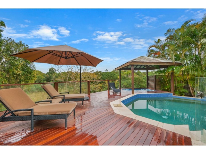 19 Turnberry Place, Carindale QLD 4152