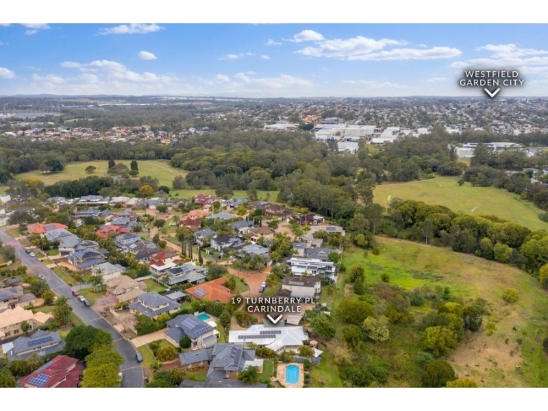 19 Turnberry Place, Carindale QLD 4152