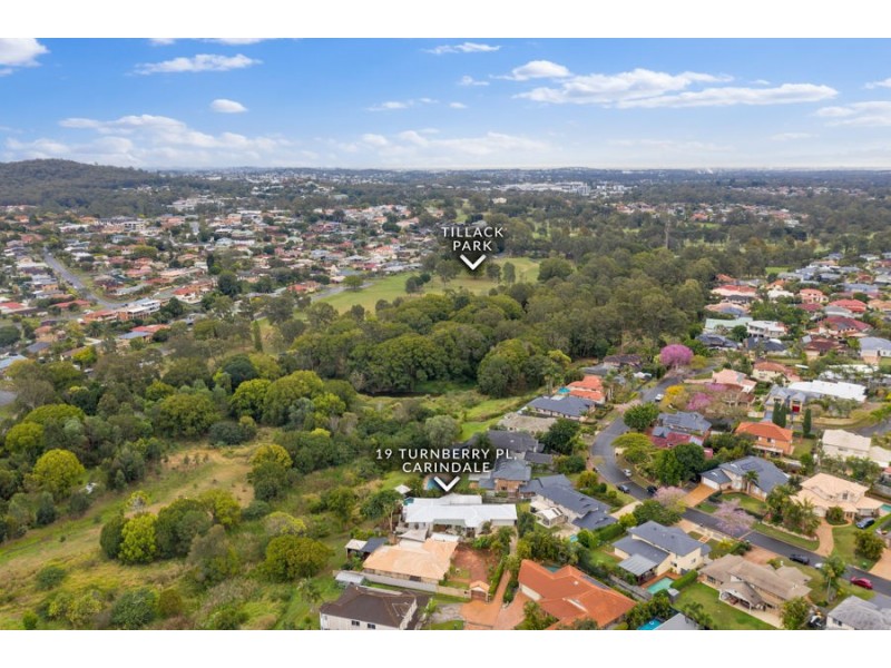 19 Turnberry Place, Carindale QLD 4152