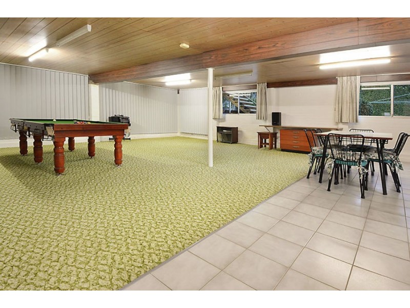 5 Kneale Street, Holland Park West QLD 4121