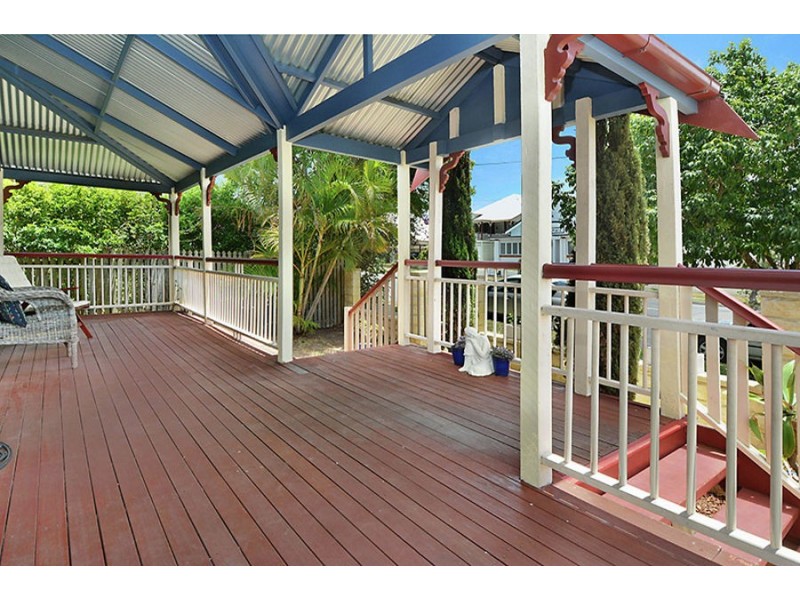 15 Young Street, Annerley QLD 4103