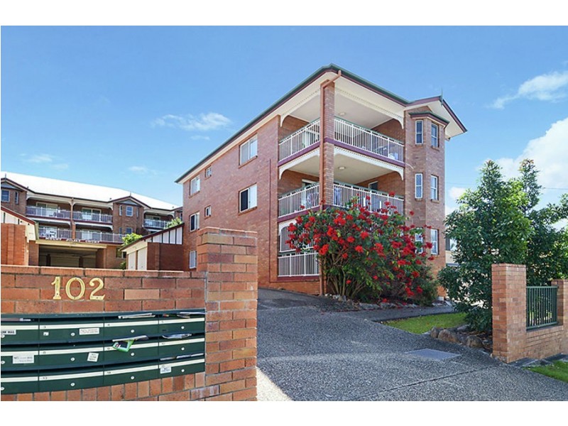 4/102 Pembroke Rd, Coorparoo QLD 4151
