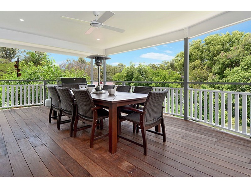 16 Newington Street, Tarragindi QLD 4121