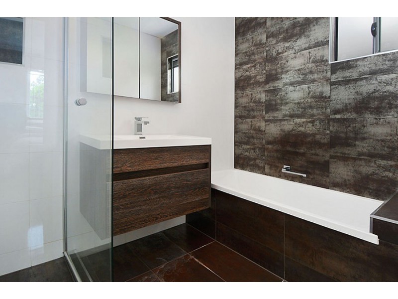 16 Newington Street, Tarragindi QLD 4121