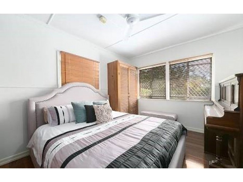 14 Newington Street, Tarragindi QLD 4121