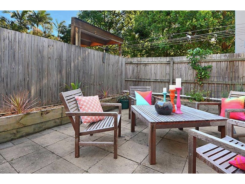 2/66 Accession Street, Bardon QLD 4065