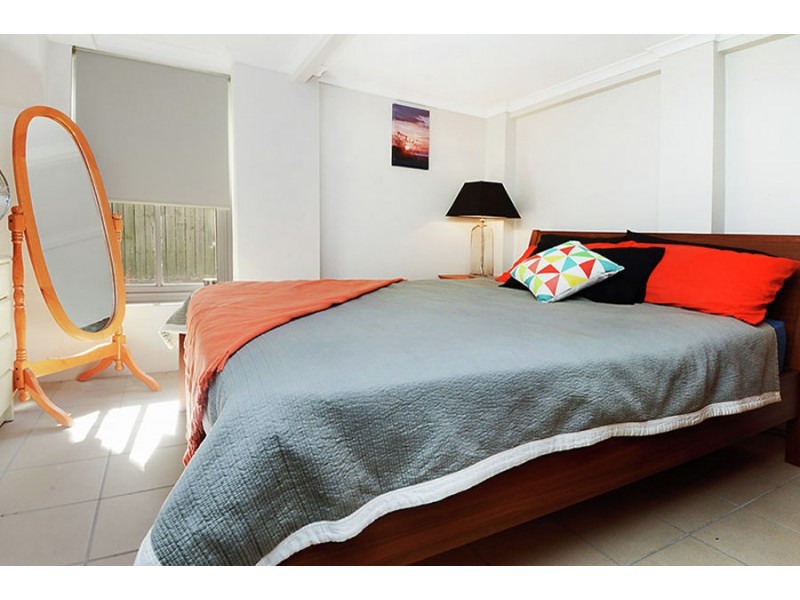 2/66 Accession Street, Bardon QLD 4065