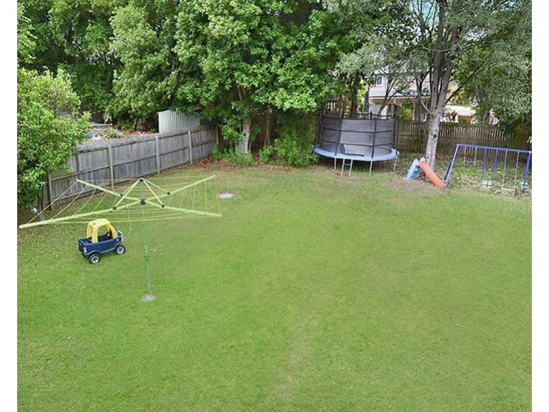 18 Ansdell St, Mount Gravatt QLD 4122