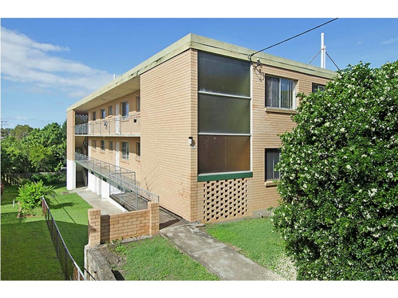 1/246 Cavendish Road, Coorparoo QLD 4151