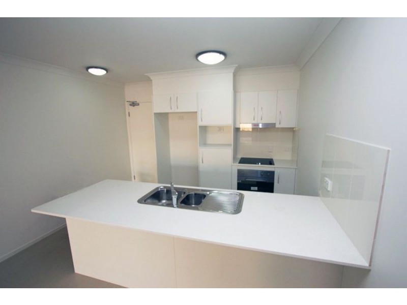 2 / 43 Victor Street, Holland Park QLD 4121