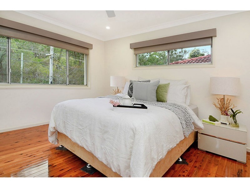 148 Messines Ridge Road, Holland Park West QLD 4121