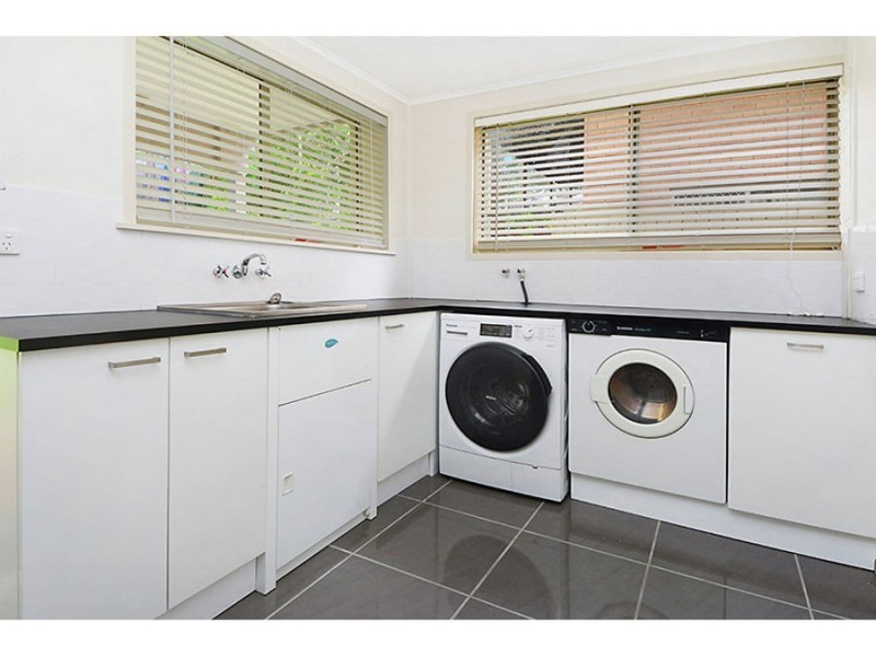 148 Messines Ridge Road, Holland Park West QLD 4121