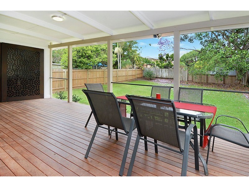 1091 Logan Road, Holland Park West QLD 4121