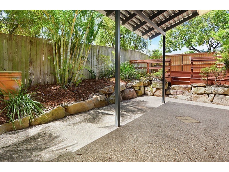 1 / 415 Upper Cornwall Street, Coorparoo QLD 4151