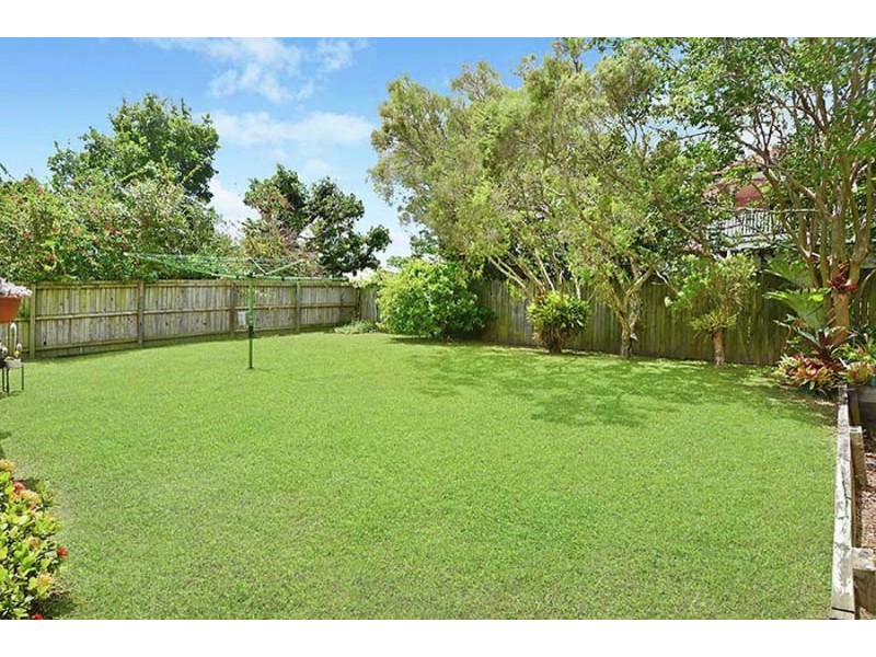 112 Layard Street, Holland Park QLD 4121