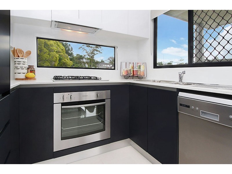 3/49 Birdwood Rd, Holland Park West QLD 4121