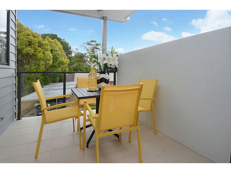 3/49 Birdwood Rd, Holland Park West QLD 4121