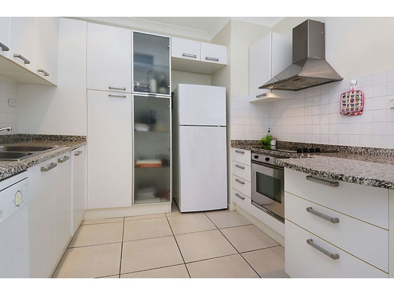 5/94 Nudgee Rd, Hamilton QLD 4007