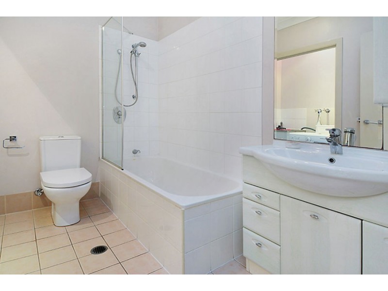 5/94 Nudgee Rd, Hamilton QLD 4007