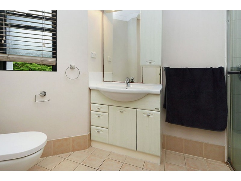 5/94 Nudgee Rd, Hamilton QLD 4007