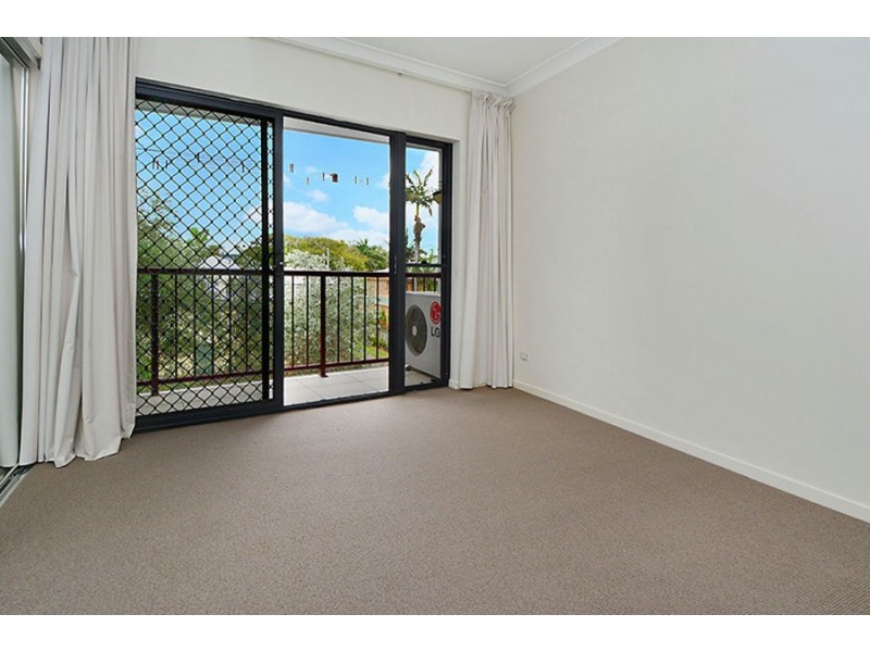 5/94 Nudgee Rd, Hamilton QLD 4007