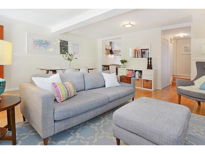 3 / 25 Barradine Street, Greenslopes QLD 4120