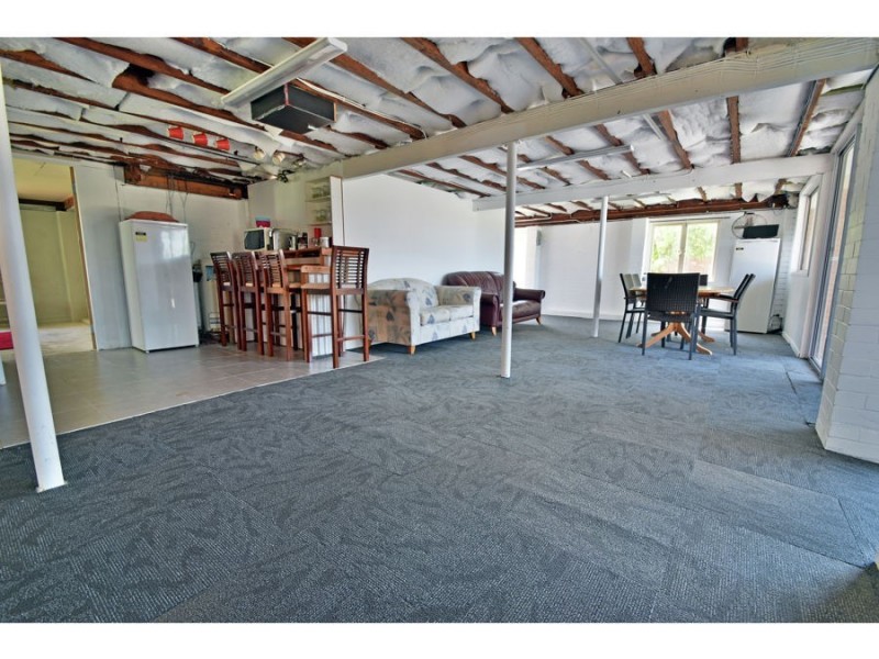 17 Hilary Street, Wishart QLD 4122