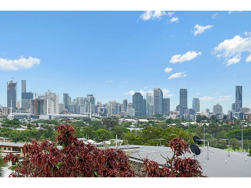 8 / 56 Kirkland Ave, Coorparoo QLD 4151