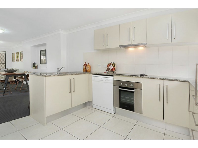 11/51 Daniells Street, Carina QLD 4152