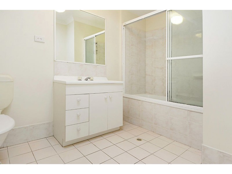 3 /118 Chester Rd, Annerley QLD 4103