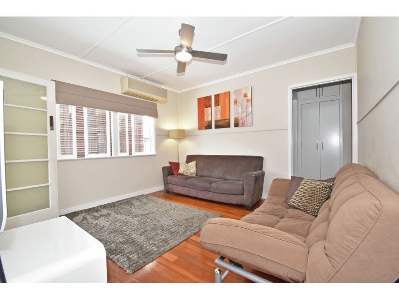 127 Wishart Road, Upper Mount Gravatt QLD 4122