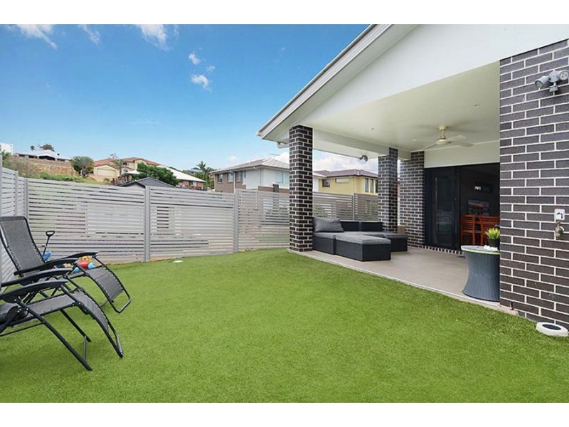 17 Westbury Pl, Carindale QLD 4152