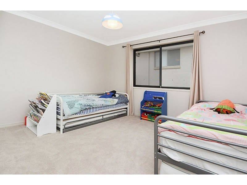 17 Westbury Pl, Carindale QLD 4152