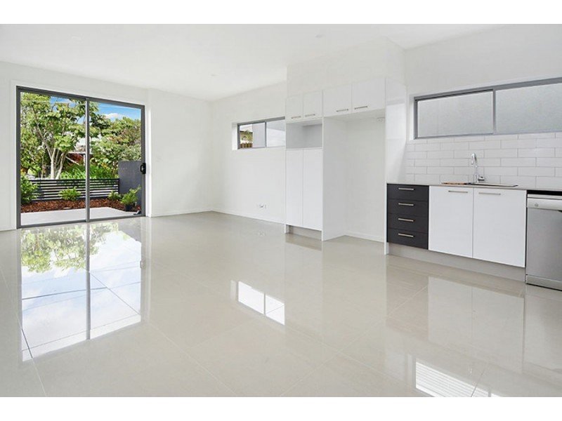 1 / 19 Pickwick Street, Cannon Hill QLD 4170
