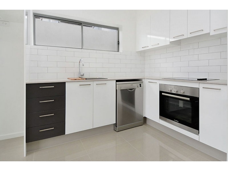 1 / 19 Pickwick Street, Cannon Hill QLD 4170
