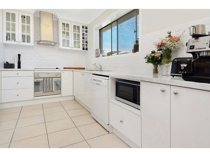 4 / 66 Cedar Street, Greenslopes QLD 4120